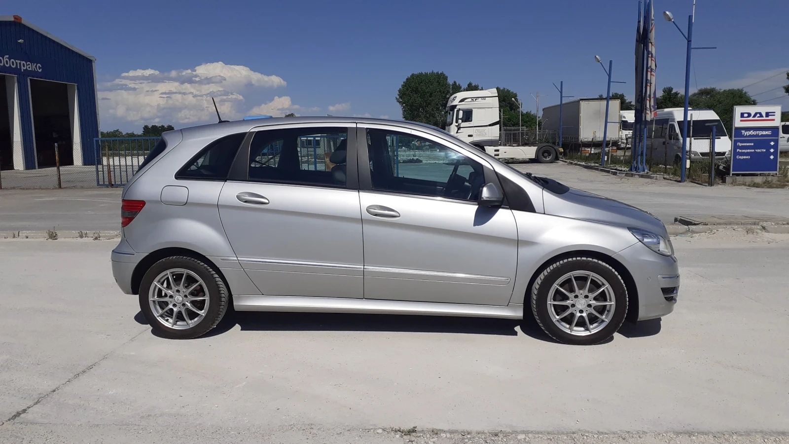Mercedes-Benz B 180 2.0 CDI 109 k.c. 6 скорости , снимка 2 - Автомобили и джипове - 54915907