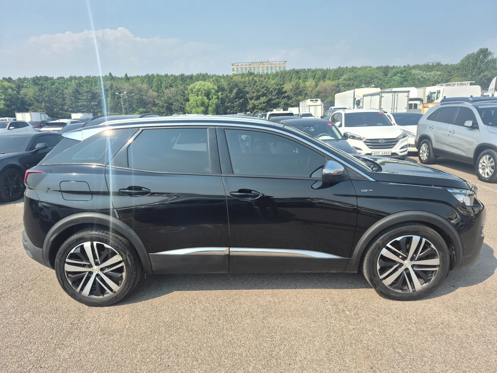 Peugeot 3008 2.0 BlueHDi GT | 360  Камера | Масаж | Панорама, снимка 3 - Автомобили и джипове - 54950010