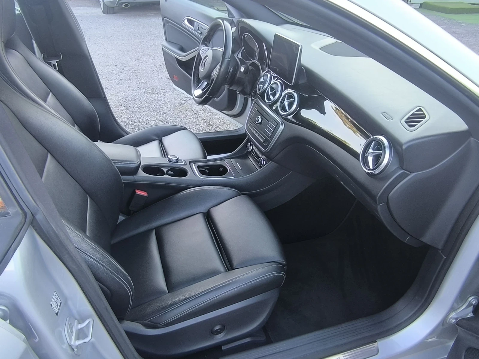 Mercedes-Benz CLA 250 4#4, панорама, камера кожа137500км, снимка 9 - Автомобили и джипове - 55244923