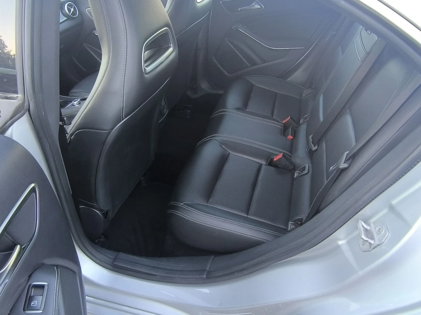Mercedes-Benz CLA 250 4#4, панорама, камера кожа137500км, снимка 8 - Автомобили и джипове - 55244923