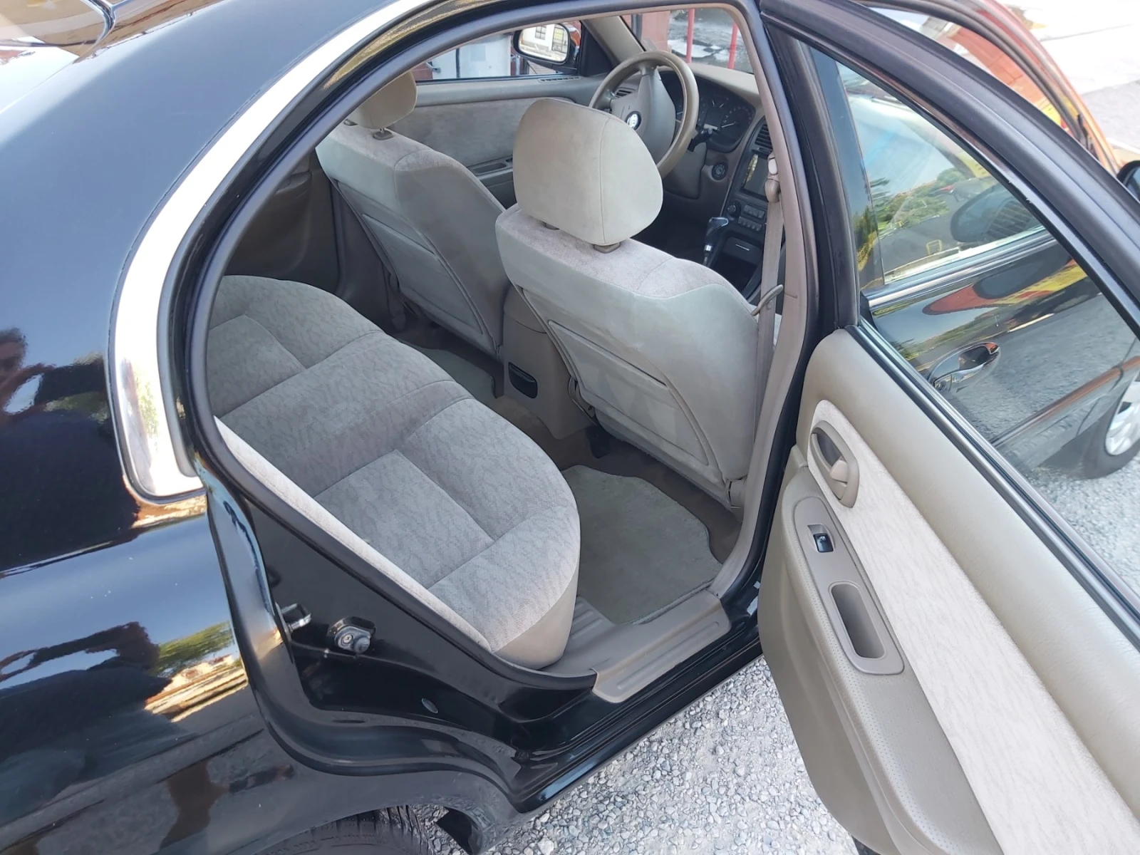 Kia Magentis, снимка 6 - Автомобили и джипове - 55615639