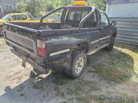 Toyota Hilux 2.4TD, снимка 4