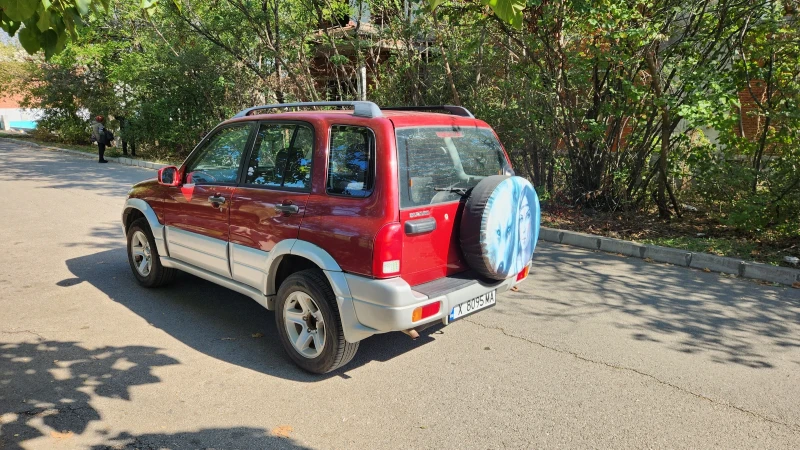 Suzuki Grand vitara 2.0, снимка 7 - Автомобили и джипове - 47667220