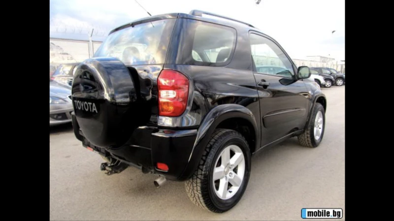 Toyota Rav4, снимка 4 - Автомобили и джипове - 48327792