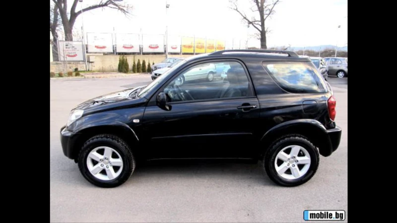 Toyota Rav4, снимка 6 - Автомобили и джипове - 48327792