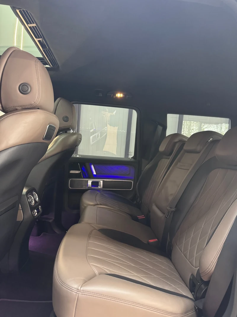 Mercedes-Benz G 500 4 MATIC * AMG * FULL Екстри* BURMEISTER* ШИБЕДАХ *, снимка 5 - Автомобили и джипове - 49961579