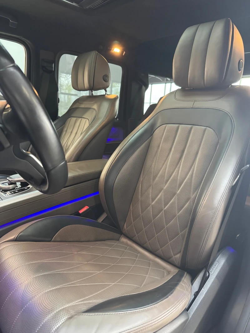 Mercedes-Benz G 500 4 MATIC * AMG * FULL Екстри* BURMEISTER* ШИБЕДАХ *, снимка 12 - Автомобили и джипове - 49961579