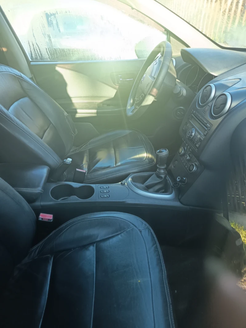 Nissan Qashqai 6 скорости панорама , снимка 8 - Автомобили и джипове - 52641299