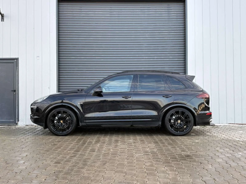 Porsche Cayenne S 4.2TDI, Distronic, Panorama, снимка 2 - Автомобили и джипове - 52697791