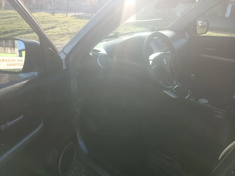 Suzuki Grand vitara НОВ ВНОС , снимка 10 - Автомобили и джипове - 52851689