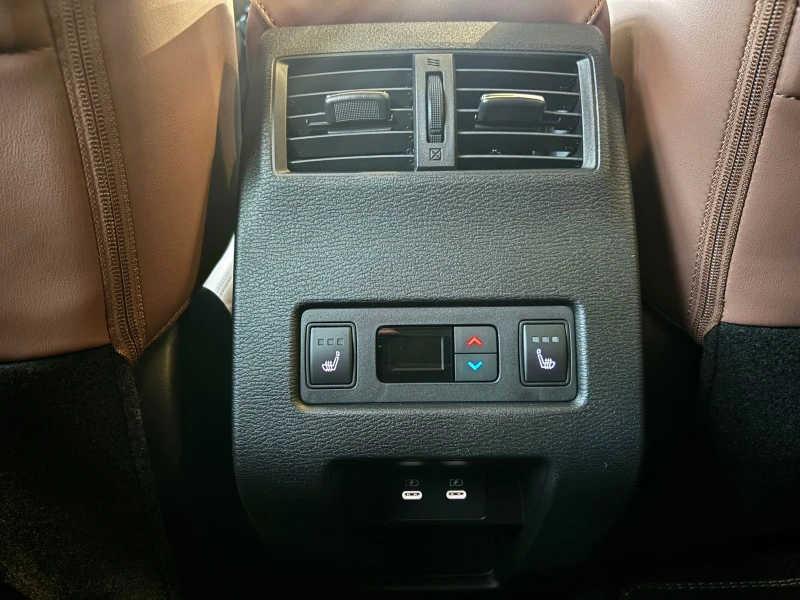 Mitsubishi Outlander LUXURY PACK+ PHEV, снимка 15 - Автомобили и джипове - 53175199