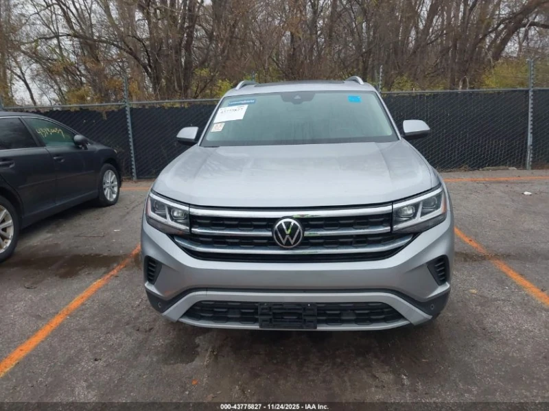 VW Atlas 3.6L V-6 DI, DOHC, VVT, 276HP All Wheel Drive, снимка 4 - Автомобили и джипове - 53458771