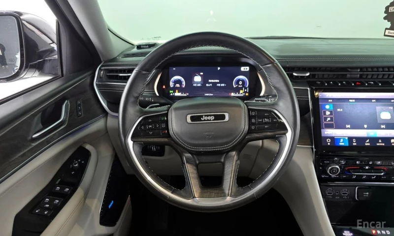 Jeep Grand cherokee, снимка 13 - Автомобили и джипове - 53486116