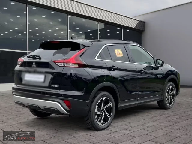 Mitsubishi Eclipse Cross НОВ!/2.4/288HP/4WD/CAM/LED/NAVI/CARPLAY/KLESS/241g - изображение 6
