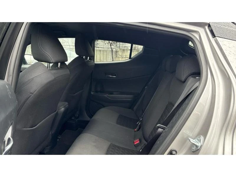 Toyota C-HR 1.8 HYB 2WD CVT CULT STYLE/CLUB, снимка 11 - Автомобили и джипове - 53372344