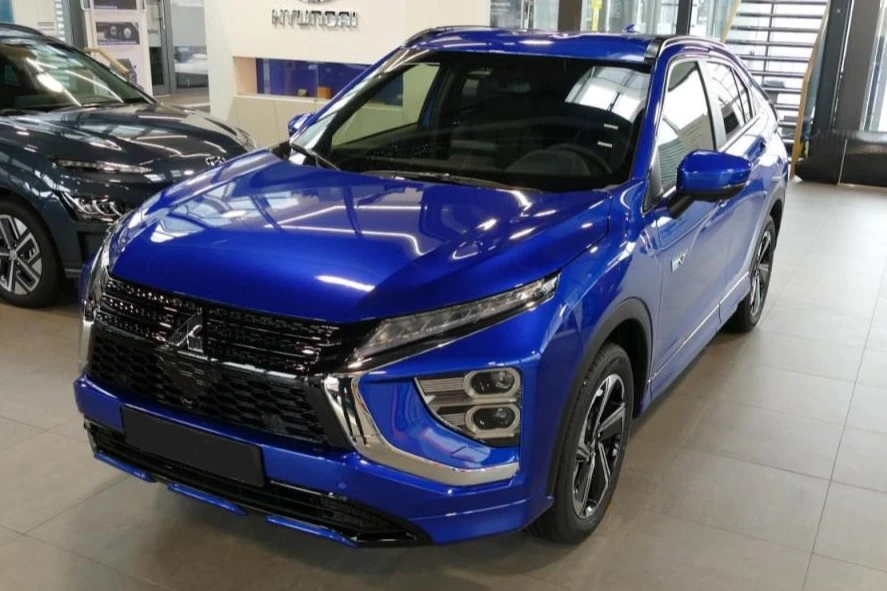 Mitsubishi Eclipse Cross TOP Plug-in Hybrid 2, 4l - [1] 