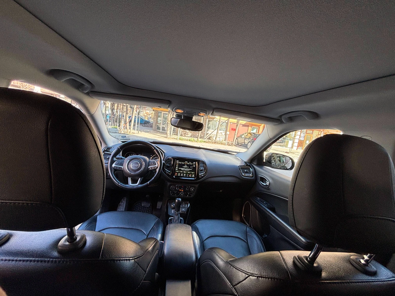Jeep Compass  2.0L Multijet Limited 4x4 170к.с. - изображение 9