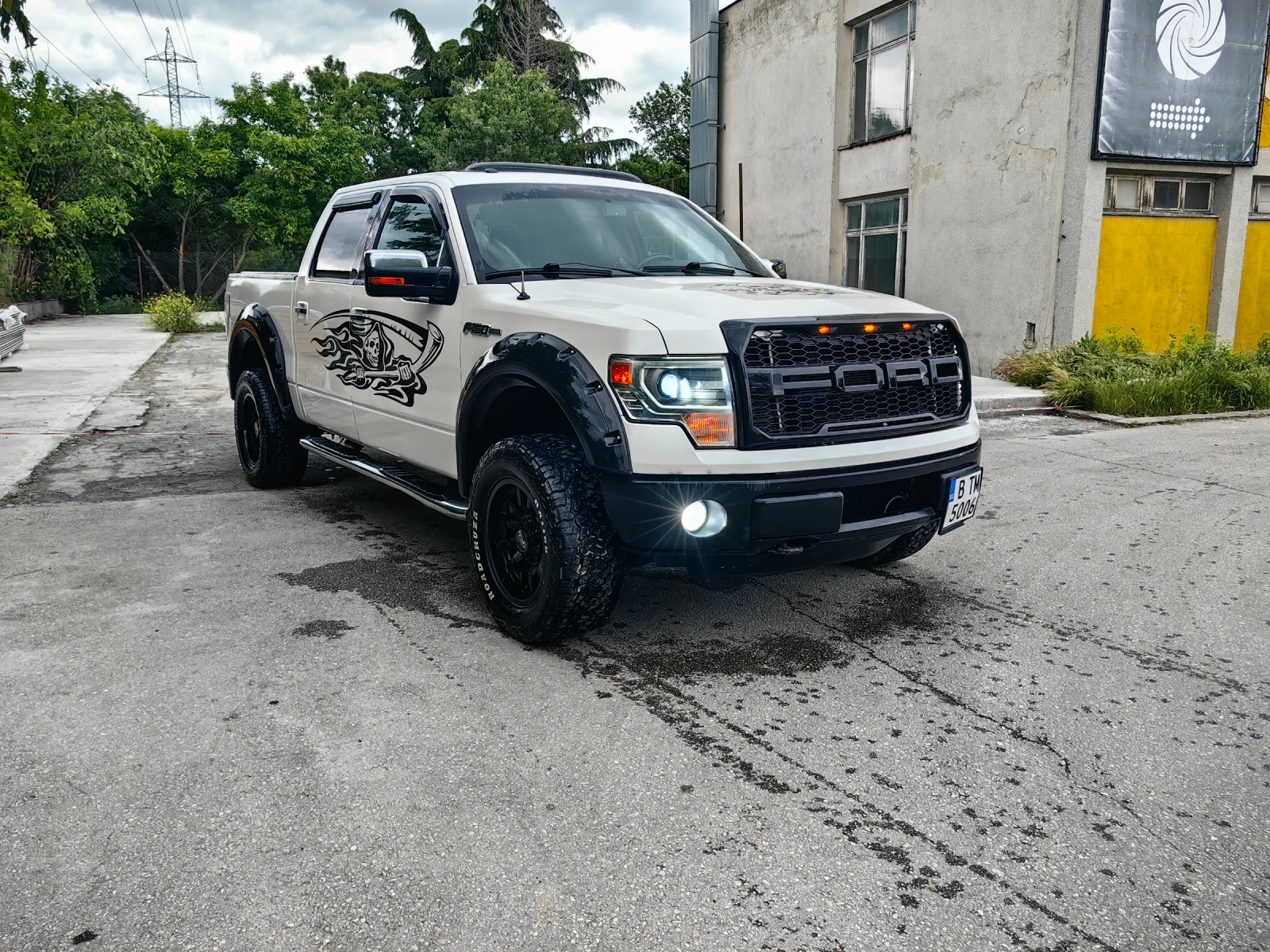 Ford F150 LARIAT - изображение 2