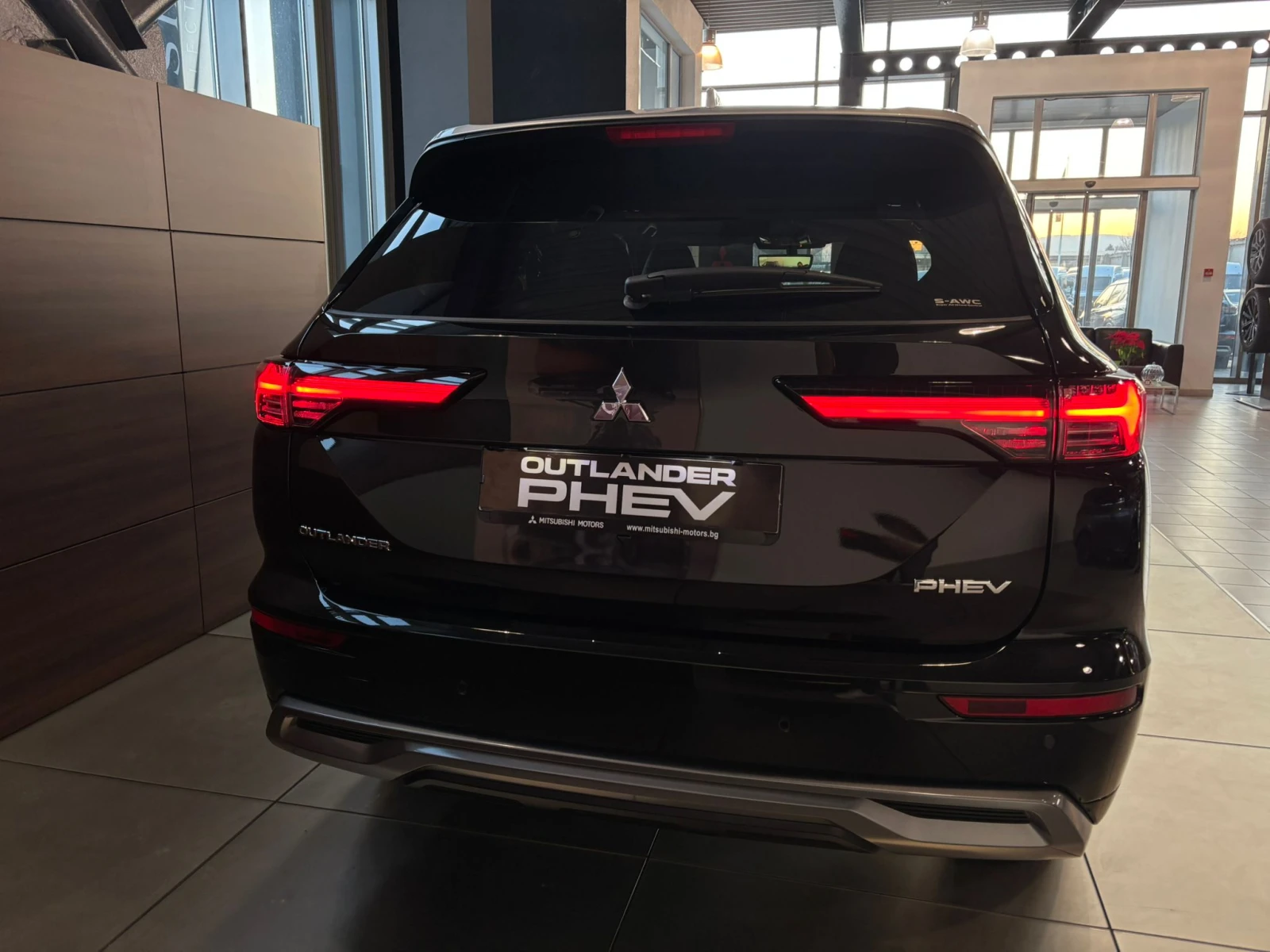 Mitsubishi Outlander LUXURY PACK+ PHEV - изображение 6