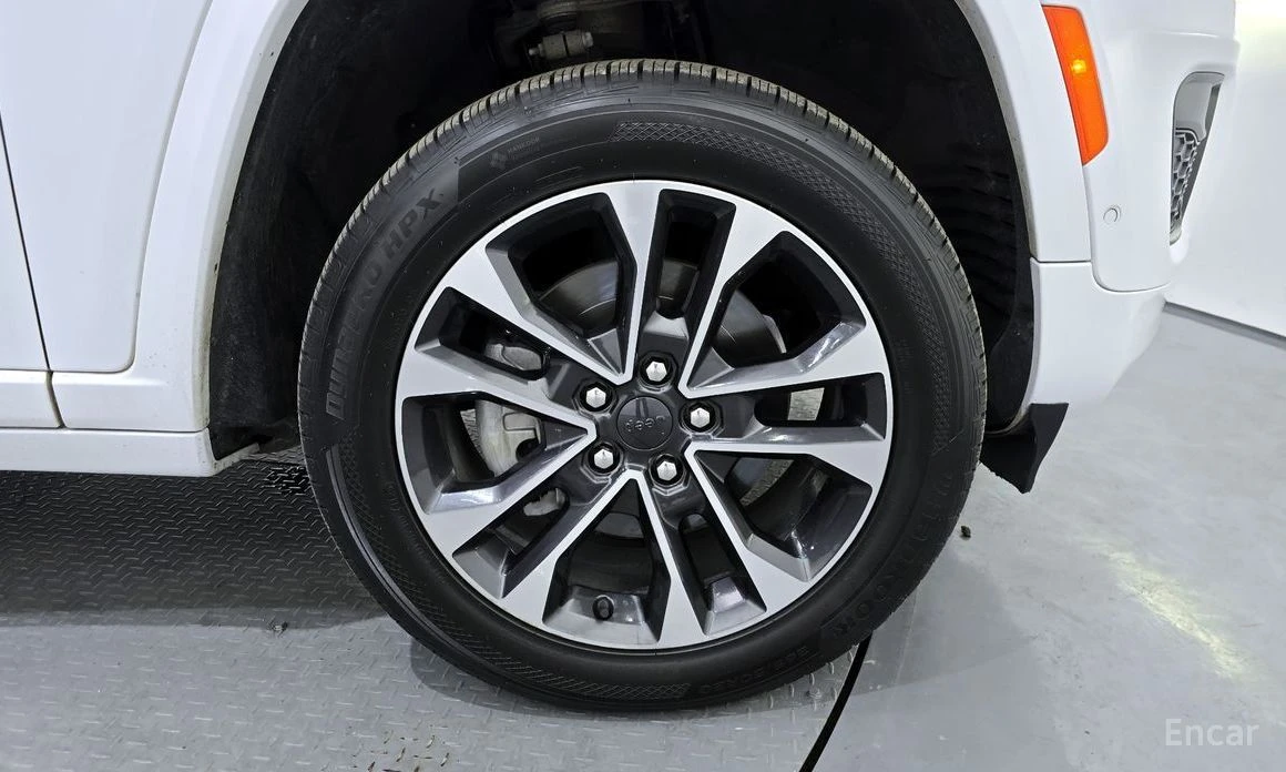 Jeep Grand cherokee  - изображение 5