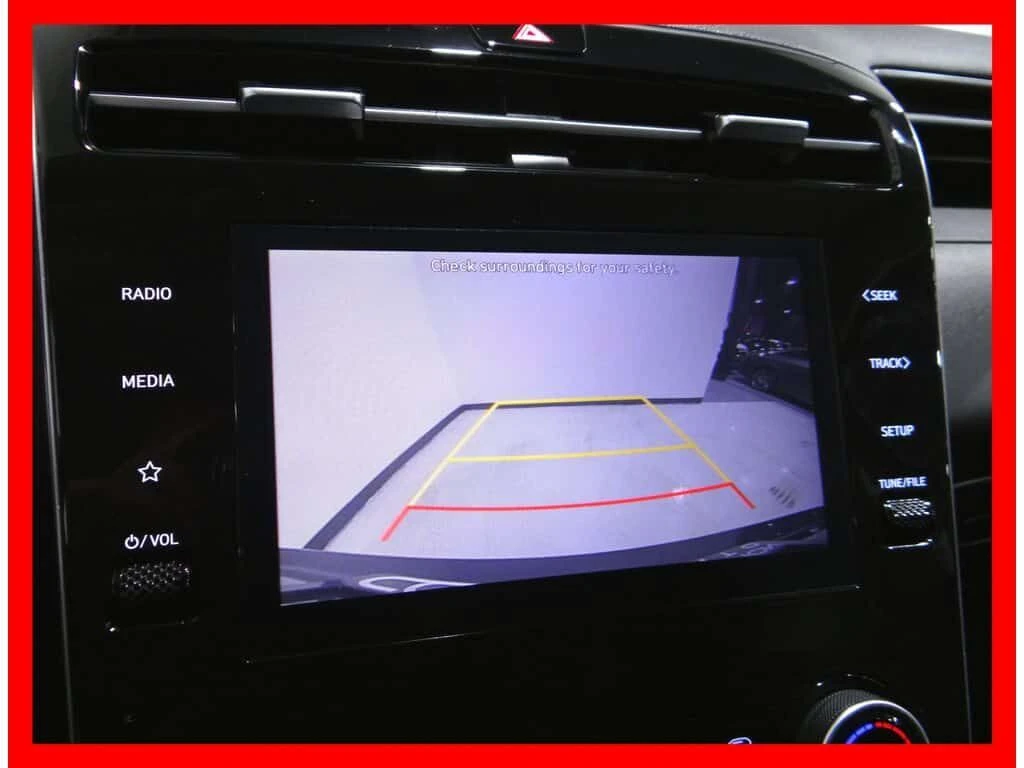 Hyundai Tucson * PREFERRED AWD * BACKUP CAM/CARPLAY/BLUETOOTH/EAS, снимка 16 - Автомобили и джипове - 54058216