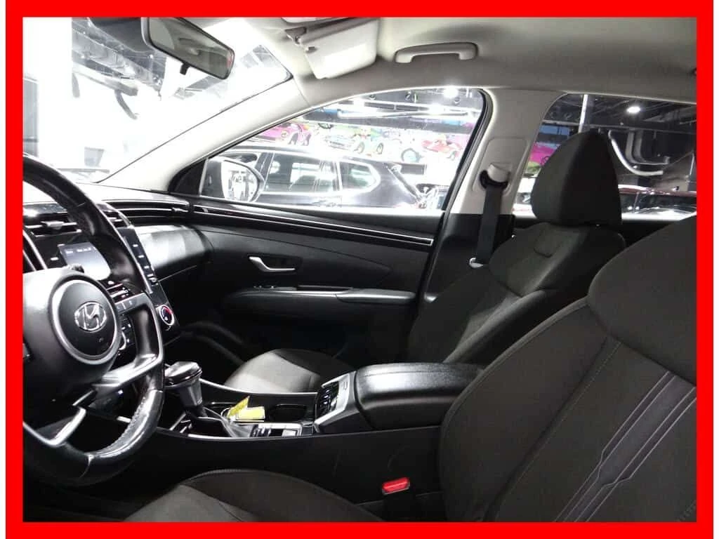 Hyundai Tucson * PREFERRED AWD * BACKUP CAM/CARPLAY/BLUETOOTH/EAS, снимка 10 - Автомобили и джипове - 54058216