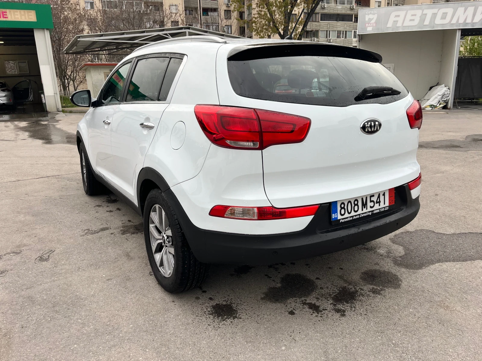 Kia Sportage, снимка 3 - Автомобили и джипове - 54207876