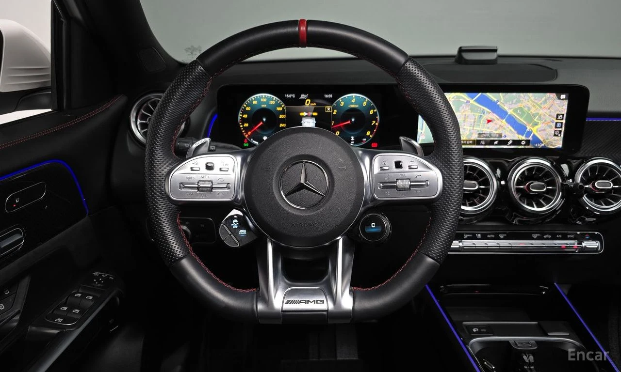 Mercedes-Benz GLB35AMG 4MATIC* ПОДГРЕВ* НАВИГАЦИЯ* 2 КЛЮЧА, снимка 4 - Автомобили и джипове - 54923353