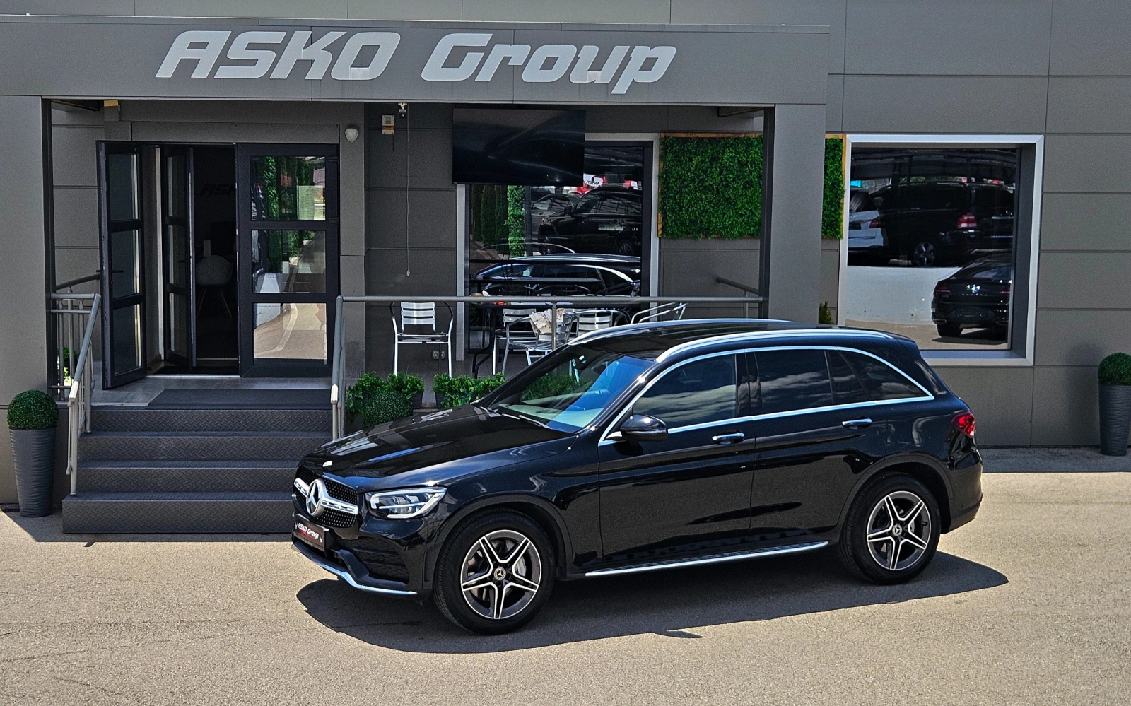 Mercedes-Benz GLC 220 AMG/4M/GERMANY/DIGITAL/CAMERA/BURMESTER/AUTO H/LIZ, снимка 17 - Автомобили и джипове - 54994304