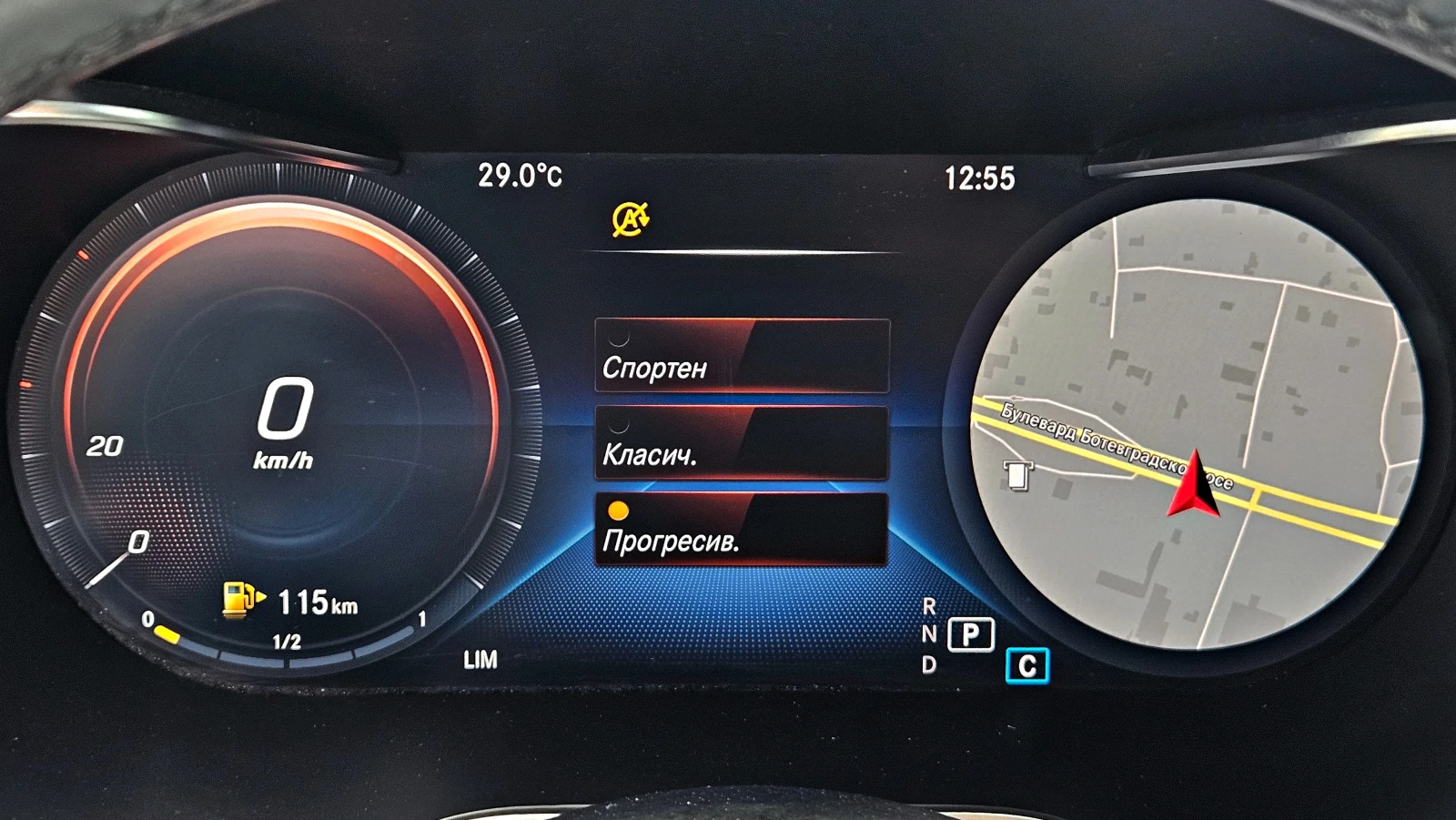 Mercedes-Benz GLC 220 AMG/4M/GERMANY/DIGITAL/CAMERA/BURMESTER/AUTO H/LIZ, снимка 10 - Автомобили и джипове - 54994304