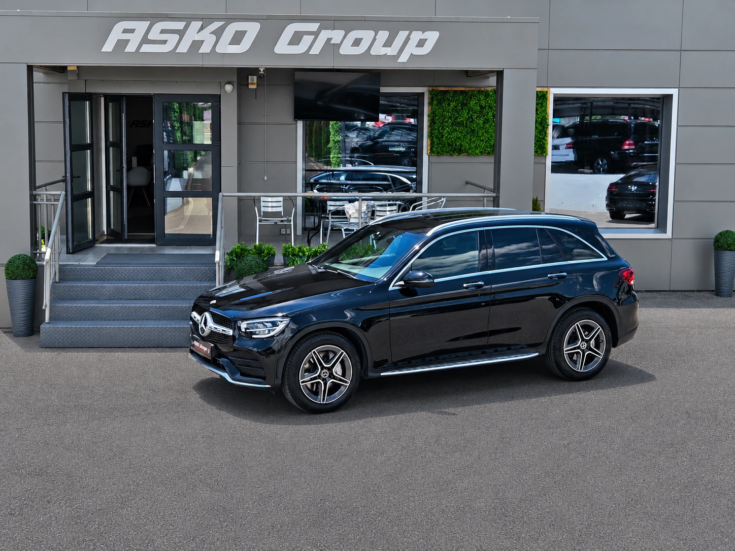 Mercedes-Benz GLC 220 AMG/4M/GERMANY/DIGITAL/CAMERA/BURMESTER/AUTO H/LIZ, снимка 17 - Автомобили и джипове - 54994304