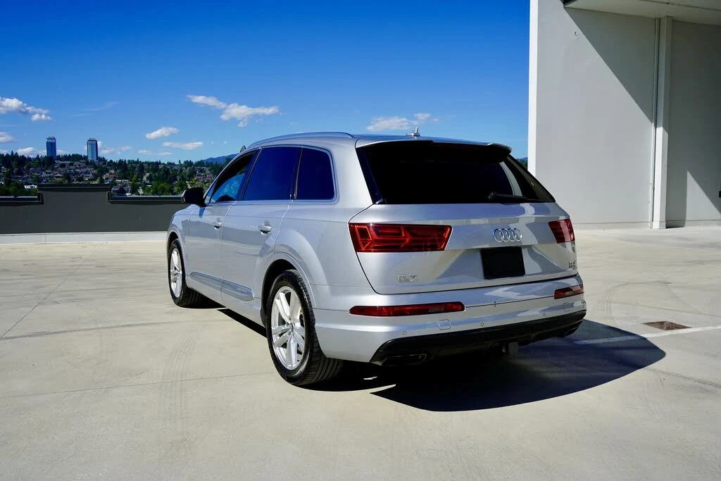 Audi Q7 3.0T* MATRIX* ДИГИТАЛНО* ТАБЛО* ОБДУХВАНЕ* 360КАМЕ, снимка 4 - Автомобили и джипове - 55220096