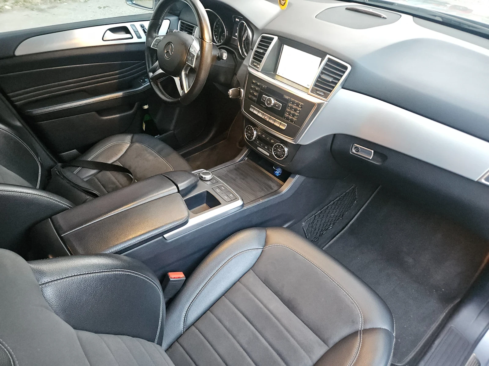 Mercedes-Benz ML 350 CDI 4MATIK, снимка 9 - Автомобили и джипове - 55285960