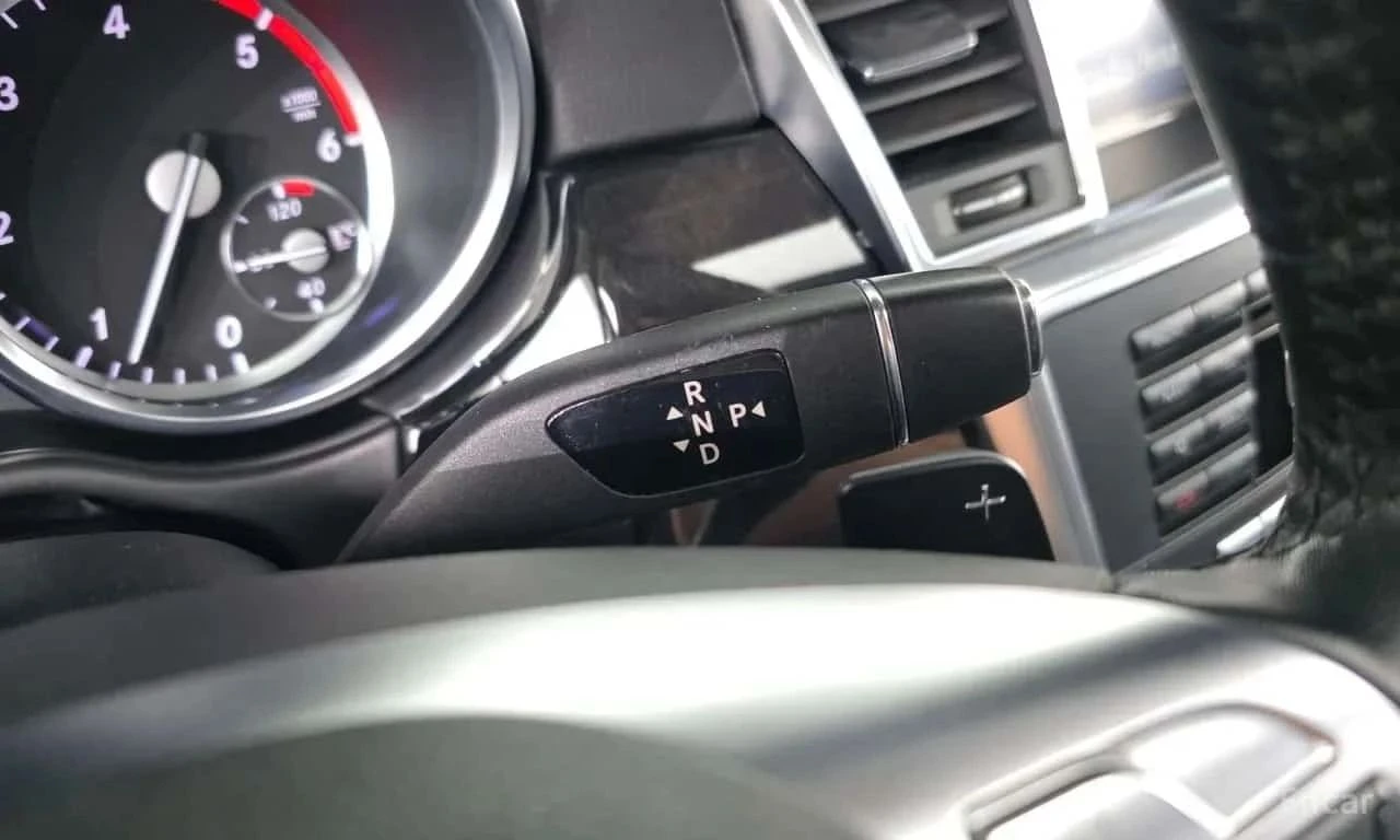 Mercedes-Benz ML 250, снимка 9 - Автомобили и джипове - 56690459