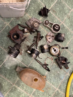 Opel Vivaro 1.9 CDTI  101 Климатик, снимка 10 - Бусове и автобуси - 53661945