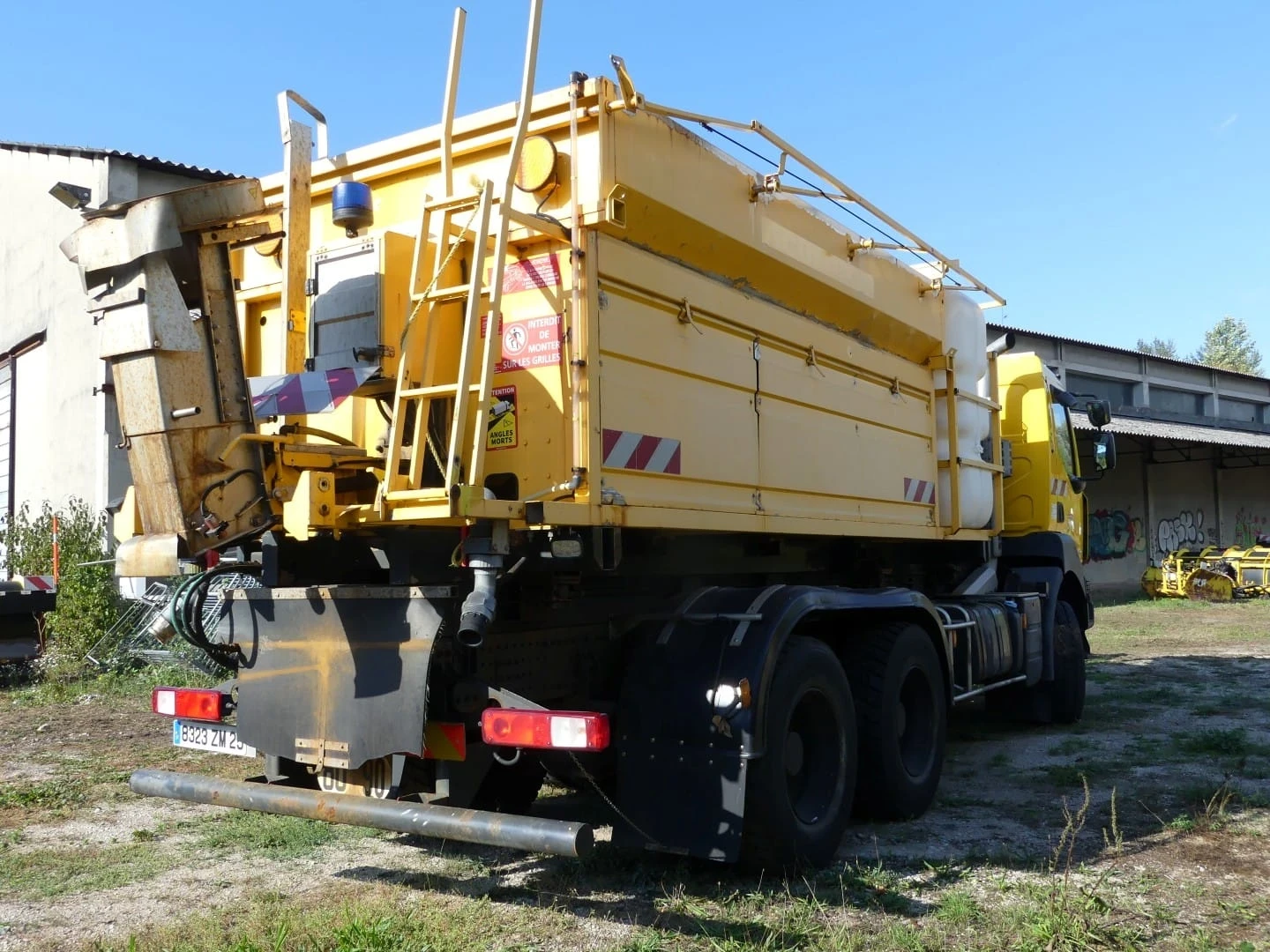 Renault Kerax 370dxi снегорин 6х4 , снимка 4 - Камиони - 56537793