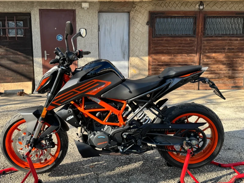 Ktm Duke 125, снимка 2 - Мотоциклети и мототехника - 49595998