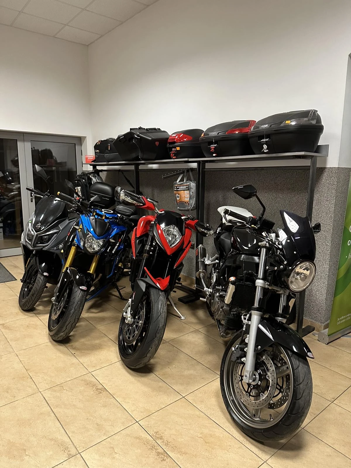 Kymco Downtown 125, снимка 16 - Мотоциклети и мототехника - 54884993
