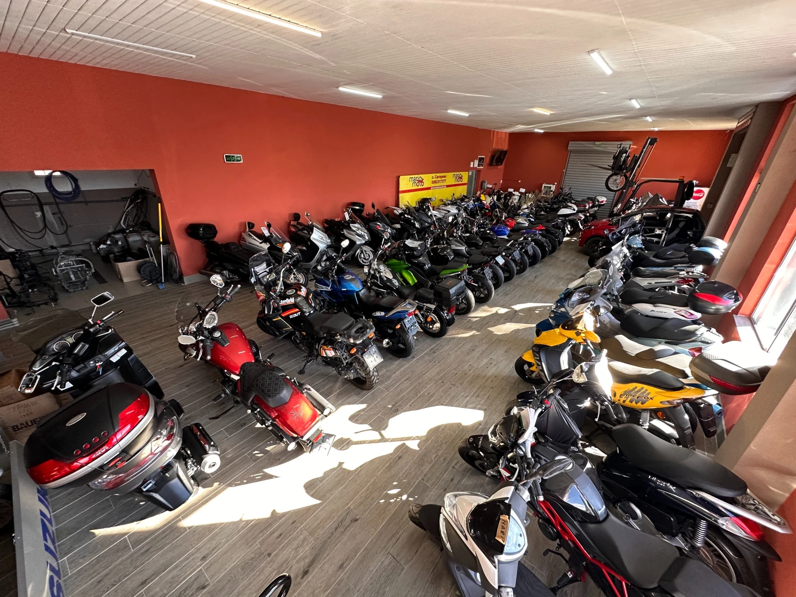 Kymco Downtown 125, снимка 13 - Мотоциклети и мототехника - 54884993