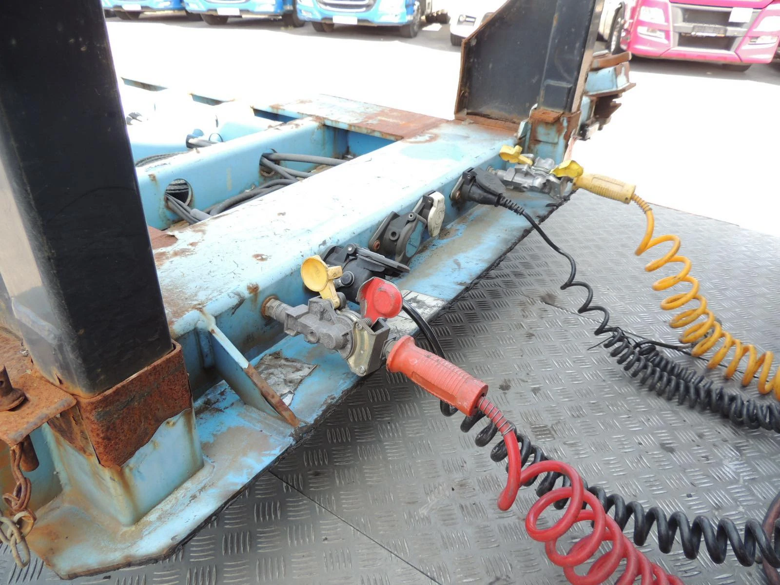 ����������� Krone HC45 -ADR | Mobile.bg � ����������� 16