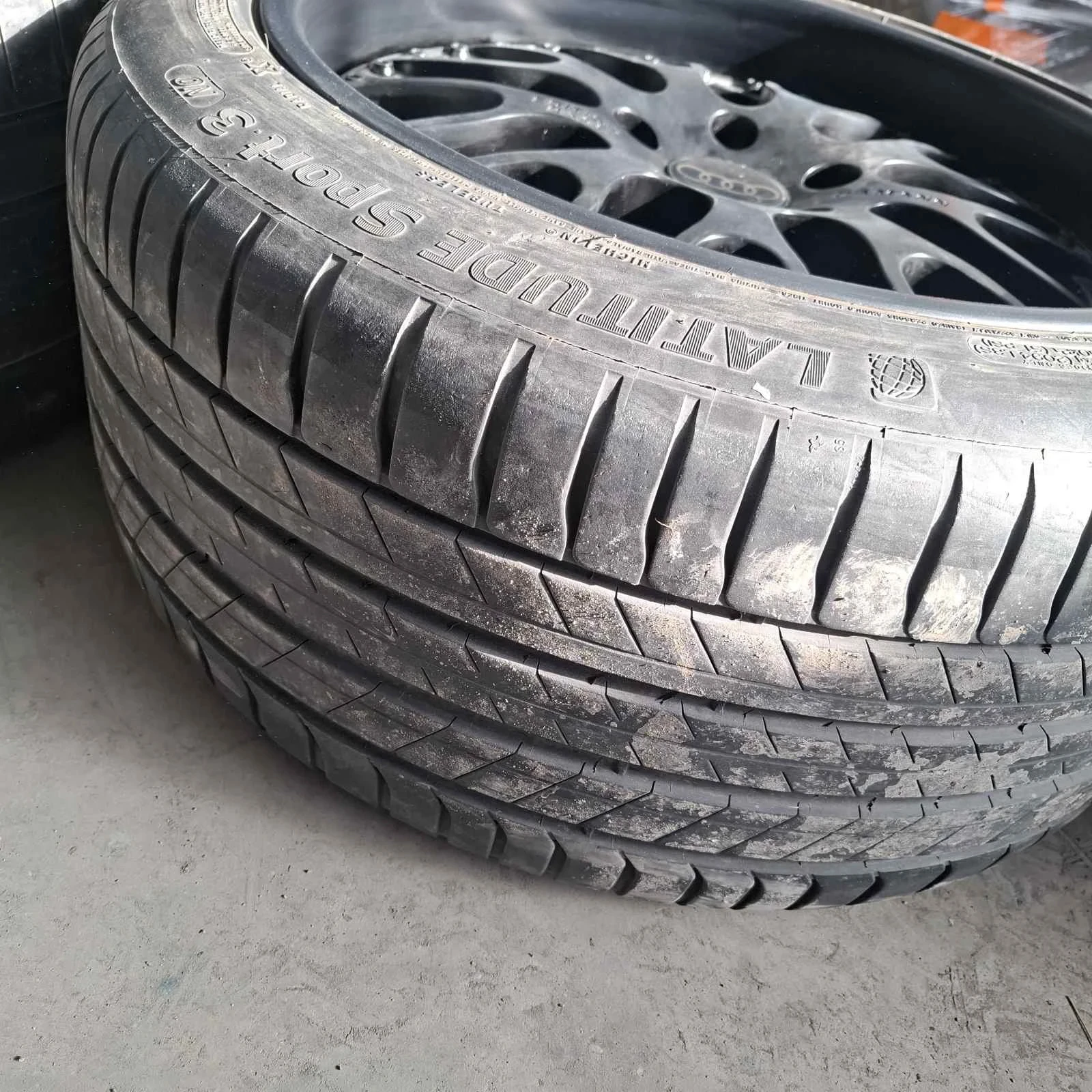 Гуми с джанти Michelin 295/40R20