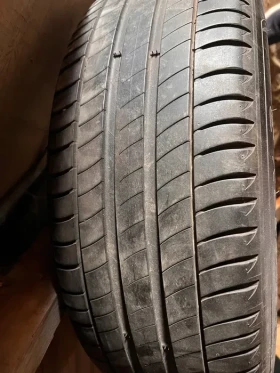        215/60R17