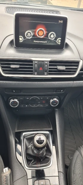 Mazda 3 Skyactive Bi-turbo, снимка 7