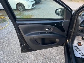 Toyota Aygo X 1.0i 30km, снимка 10