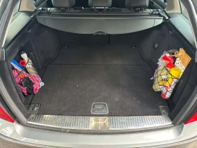Mercedes-Benz C 200, снимка 13