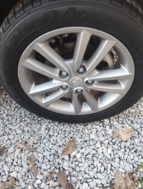 Toyota Auris 1.4 D4D Dizel - 3200 € / 6258.66 лв. - 30198328 11