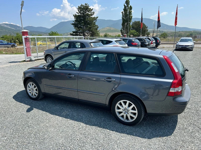 Volvo V50 (КАТО НОВА), снимка 9 - Автомобили и джипове - 41025301