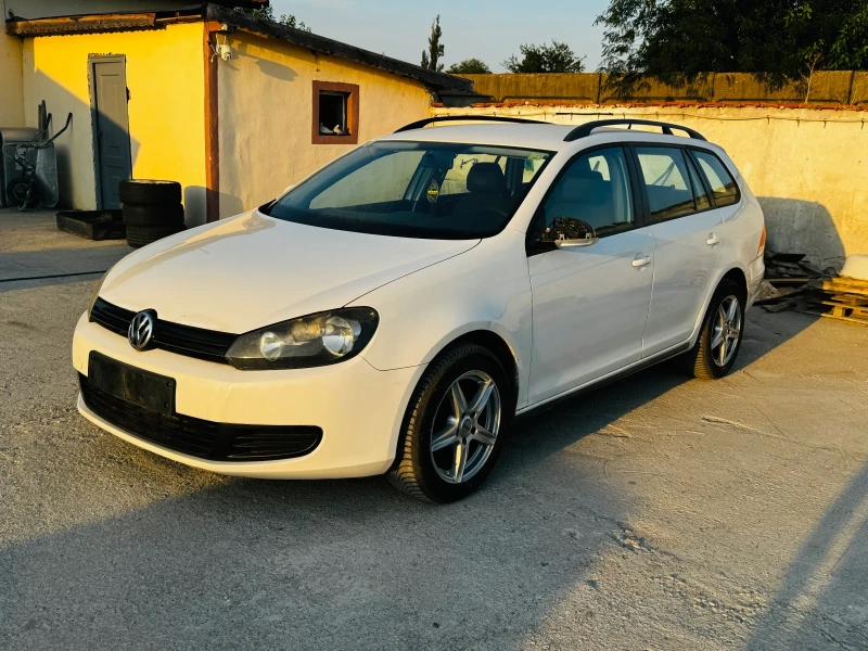 VW Golf 1.6 TDI, снимка 2 - Автомобили и джипове - 47326769