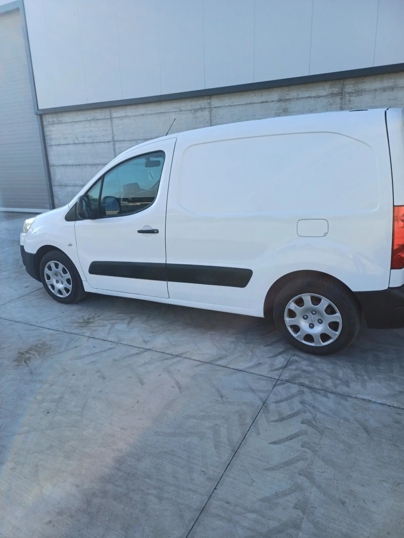 Peugeot Partner 1.6 HDI , снимка 3 - Автомобили и джипове - 47383621