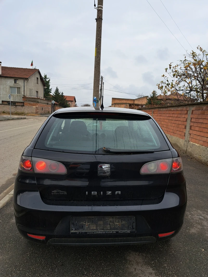 Seat Ibiza 1.2 benzin, снимка 3 - Автомобили и джипове - 48228664